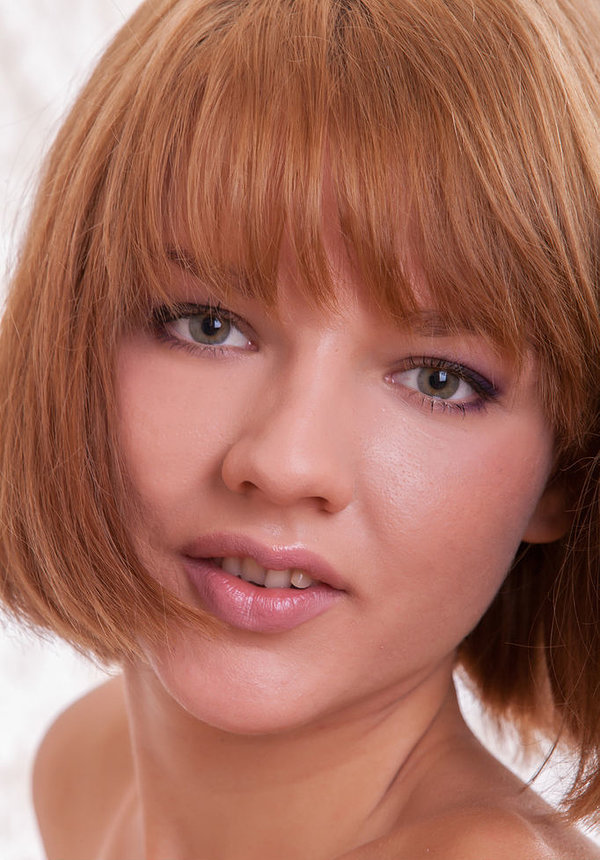 Устина, 42