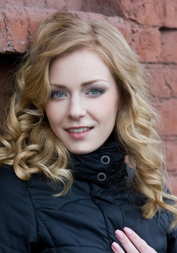 Лена, 25